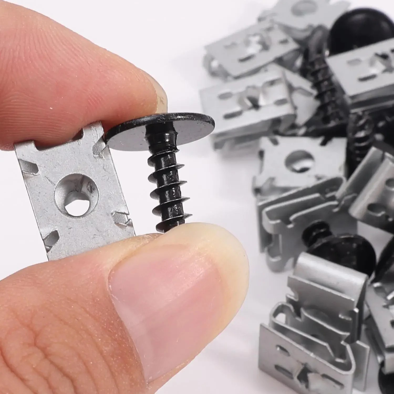 Automotive Kotflügel-Stoßstangen-Spritzschutz-Befestigungssatz U-Typ Mutter Torx-Schraube OE N90974701 N90959101 Ersatz für VW Audi Porsche – Detail 3