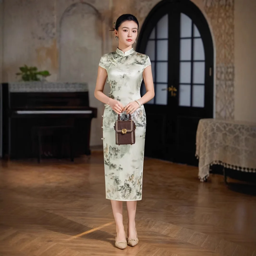 

High-End Silk Mid-Length Ink Painting Chinese Floral Traditional Vintage Modern Cheongsam Qipao Short Sleeve Retro Young
