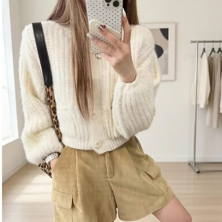 Autumn Winter Thick Yarn Chunky Knit Soft Short round Neck Sweater Cardigan Women's Fashion Casual Style Waist-Cinching