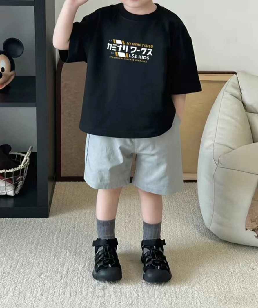 Nick's 2026 best-selling 100% cotton children's T-shirt, a small-sized loose and comfortable top for boys and girls.