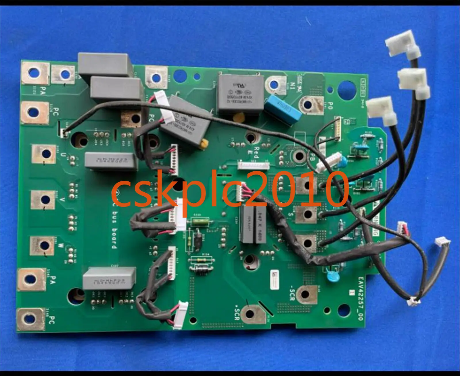 

1PCS Schneider inverter drive power board EAV42257-00 in good condition