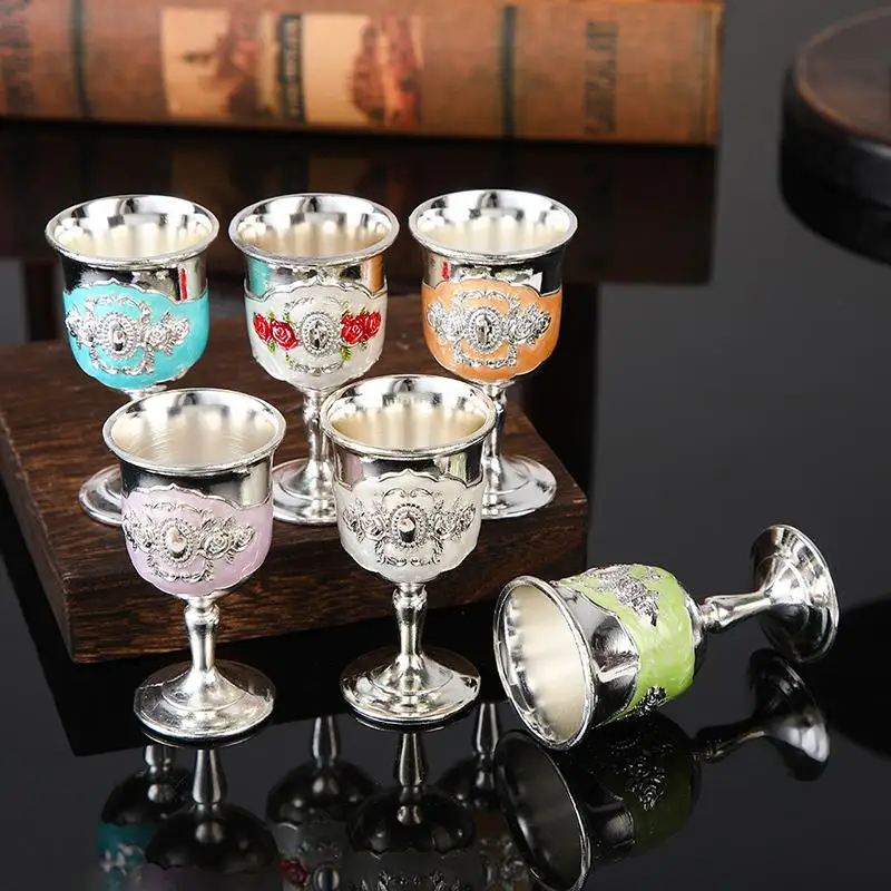 Vintage European Metal Wine Goblet White Wine Cup Classic Drinkware Gift for Family Friends Gathering