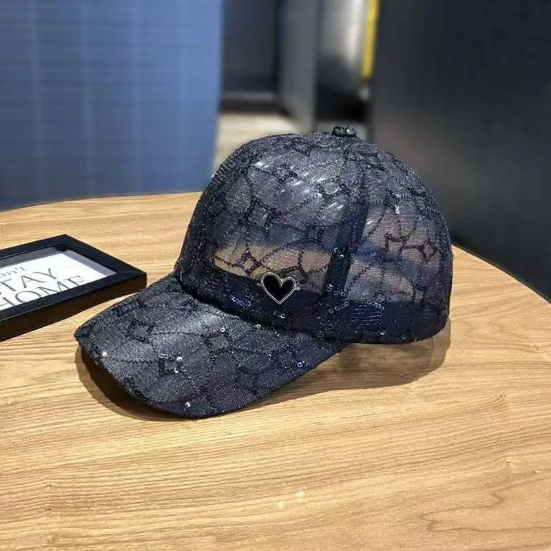 Breathable Mesh Baseball Cap with Heart-Shaped Sequins and Cut-Out Details – Sun-Protective Visor Cap