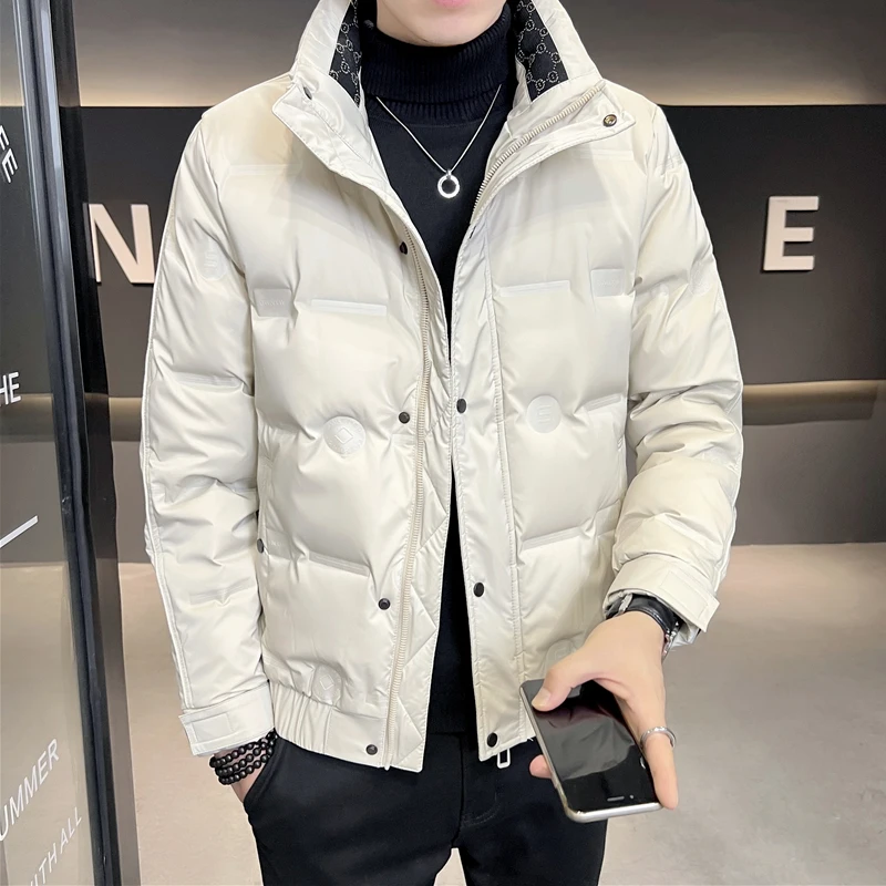 

Зимняя мужская короткая утепленная куртка из утиного пуха с воротником-стойкой, теплая, повседневная, модная, брендовая, молодежная верхняя одежда из полиэфирного волокна