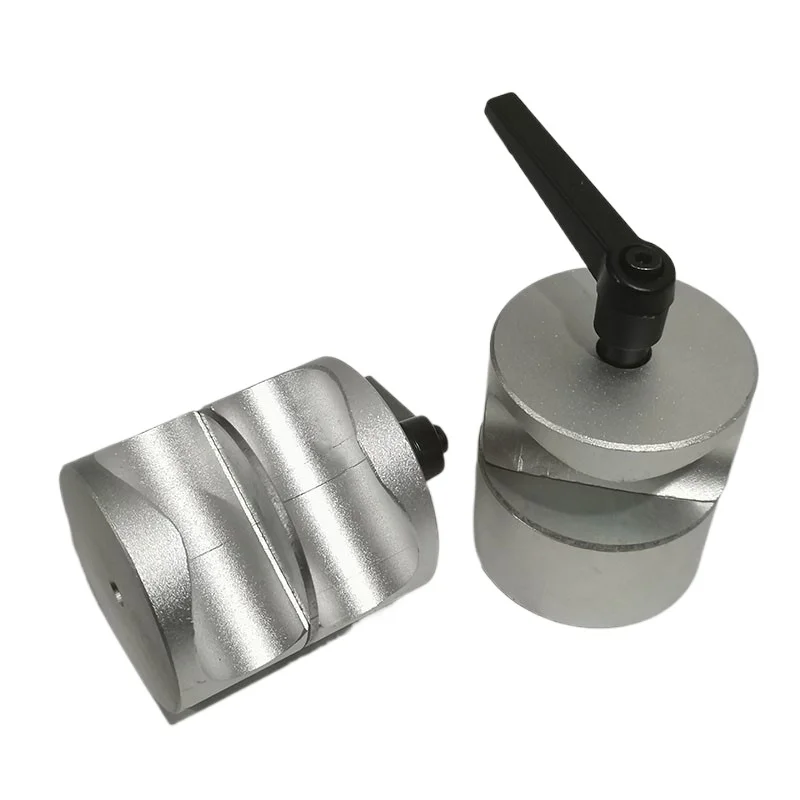 Universal joint fixing clip, double-hole rotating bracket connector, optical axis cross spraying rotating bracket