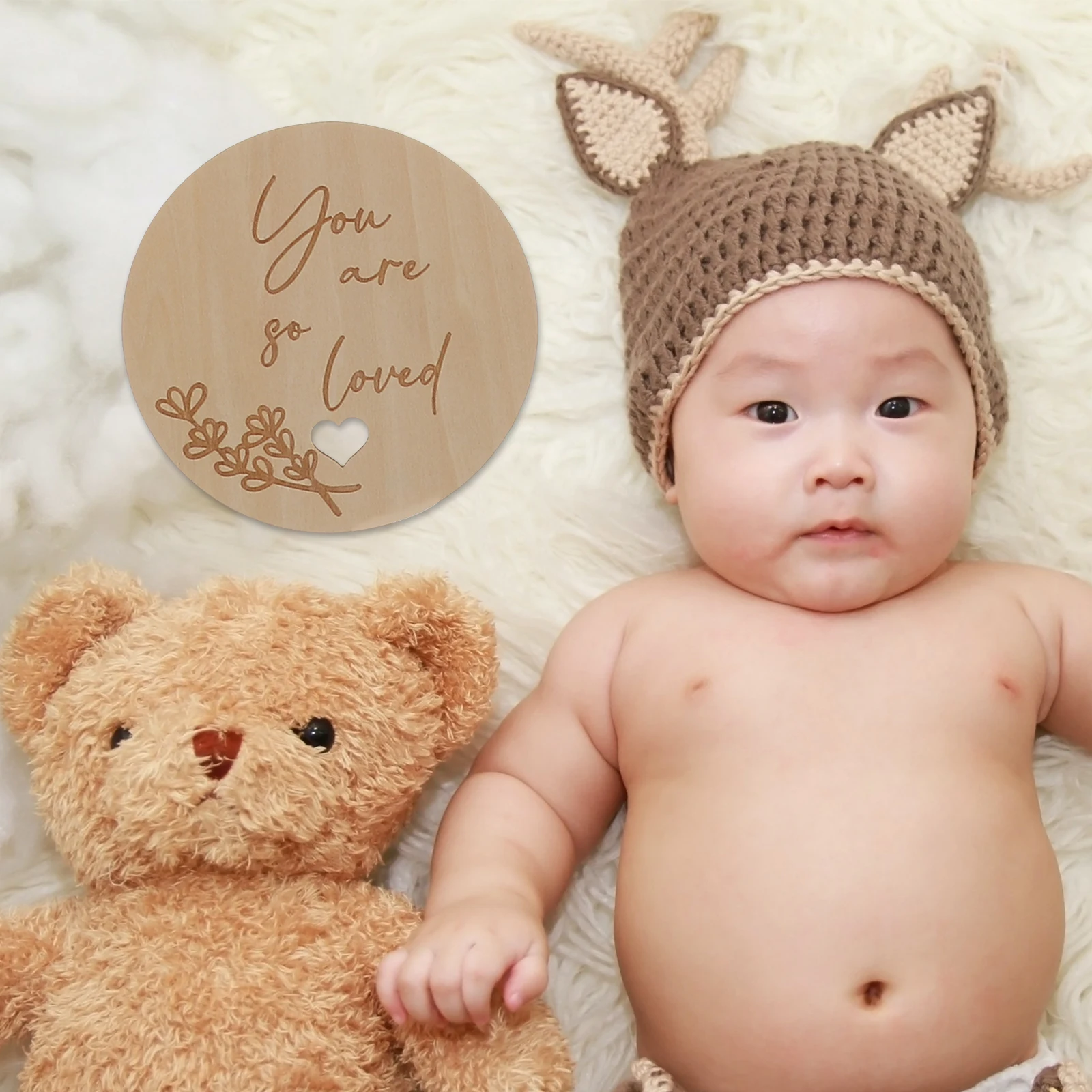 Wooden Baby Milestone Cards Newborn Monthly Growth Commemorative Announcement Photo Props Classic Design Engraved Safe Smooth H