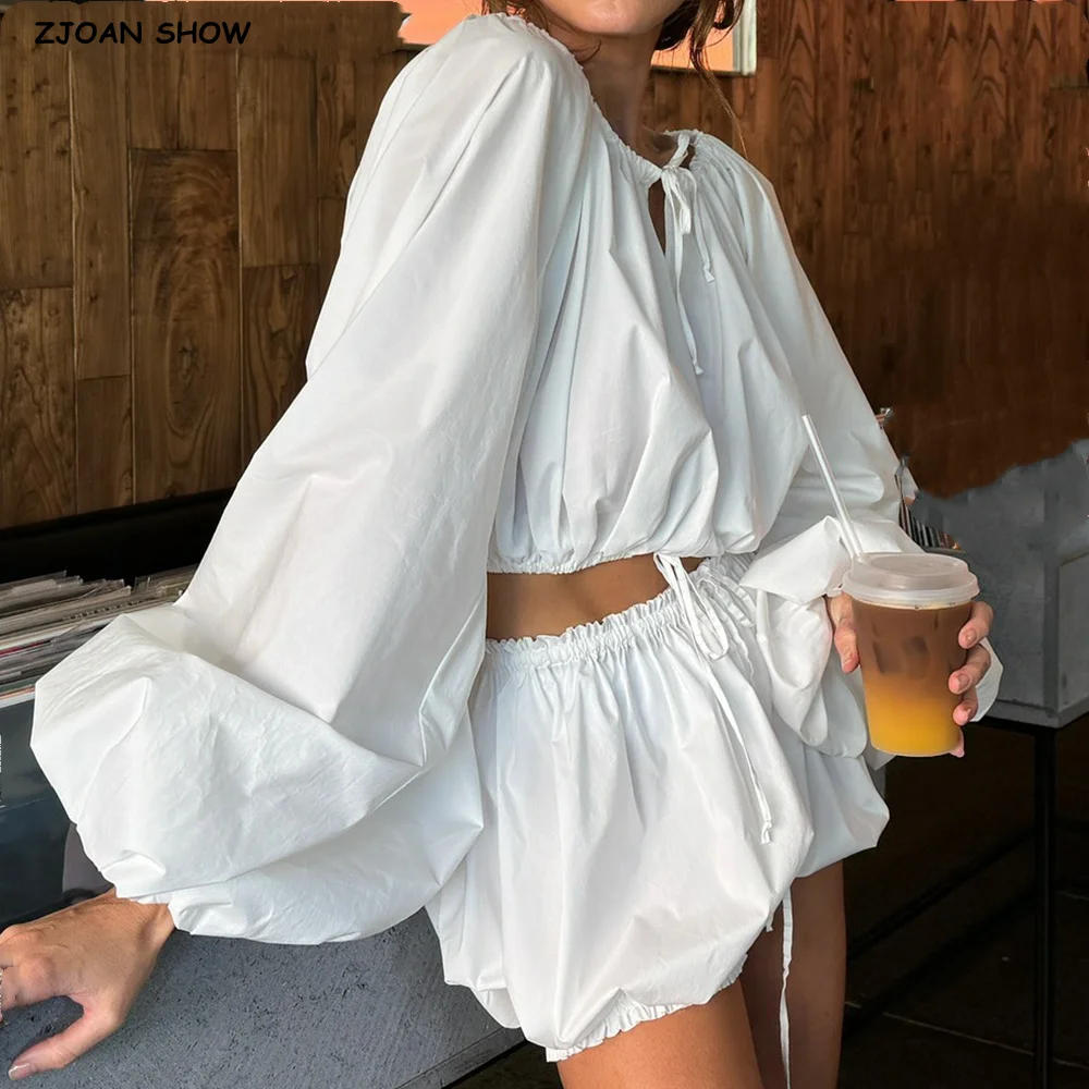 2 Pieces 1 Set Spring Summer White Elastic Slash Shoulder Lantern Sleeve Shirt + Wood Ears Elastic Waist BUD Mini Shorts Suits