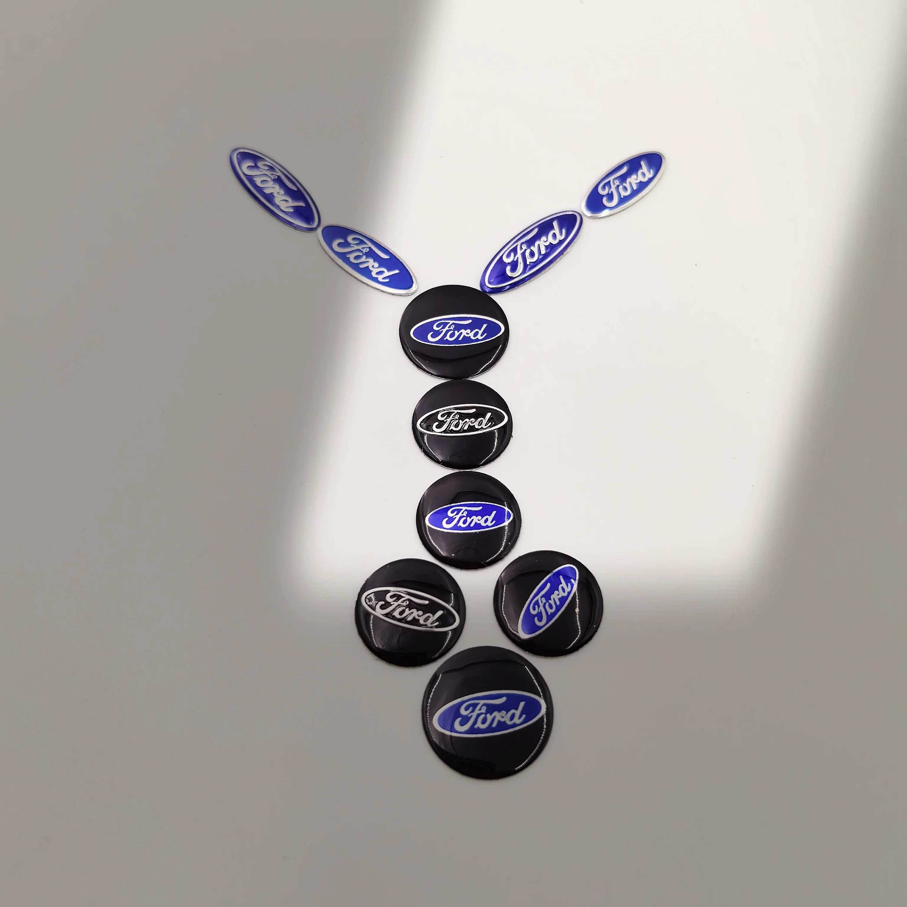 100 Uds Ford logo llave remota de coche Logo pegatina insignia de llave 14mm 16mm 18mm 18,7mm 21mm emblema Auto calcomanía Logo llavero decoración