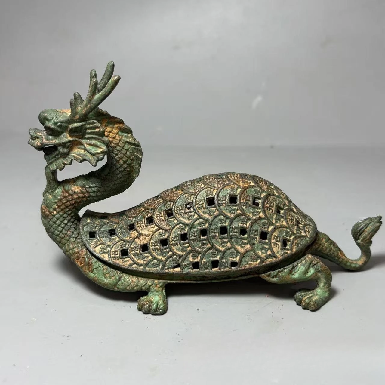 Bronze Dragon Turtle Incense Burner Engraved Wealth Attracting Pattern Vintage Chinese Censer Desktop Aromatherapy Furnace