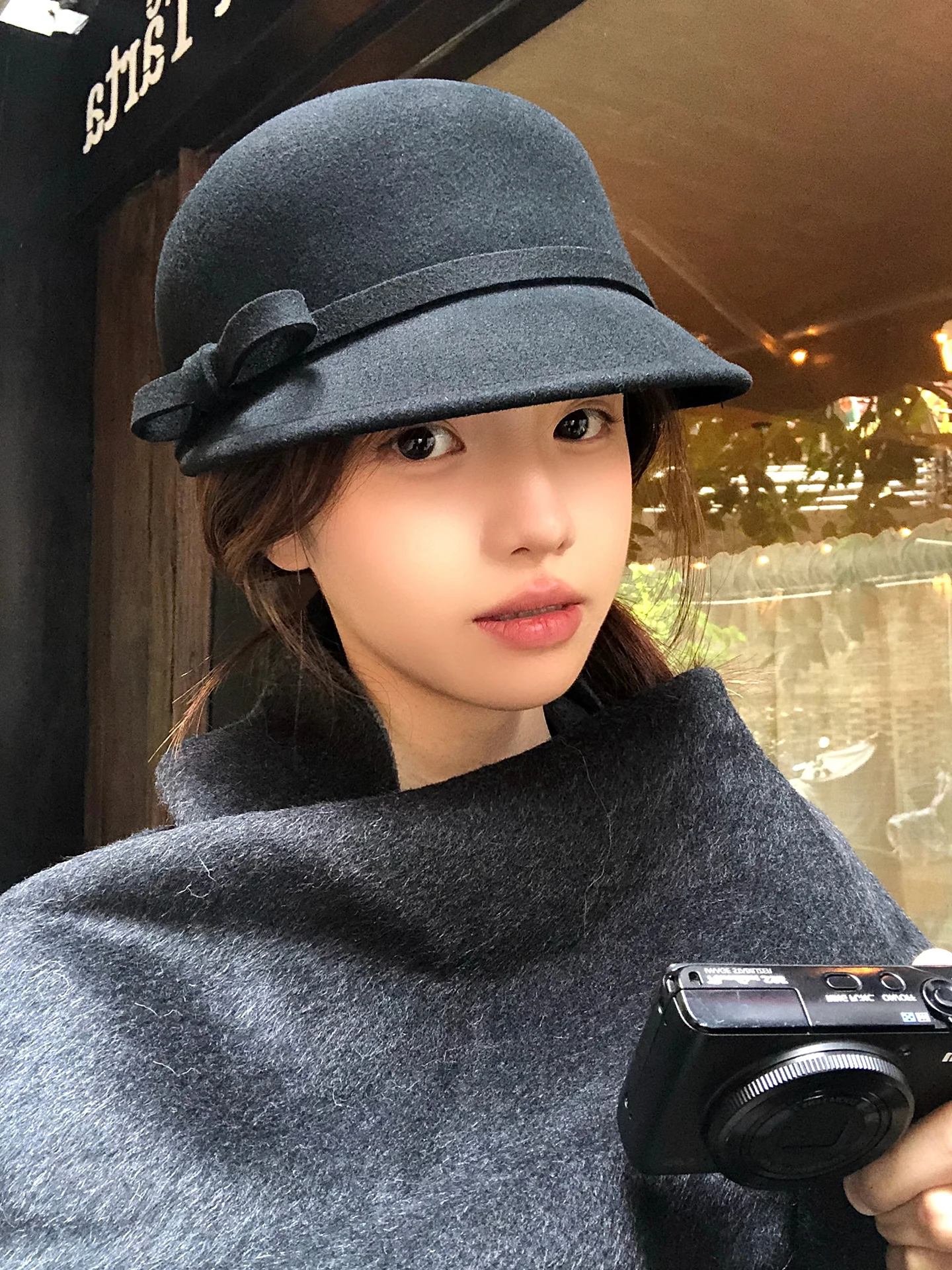 Elegant Black Woolen Fisherman Hat with Bow for Women Autumn Winter Fashionable Small Face Effect  Riding Hat