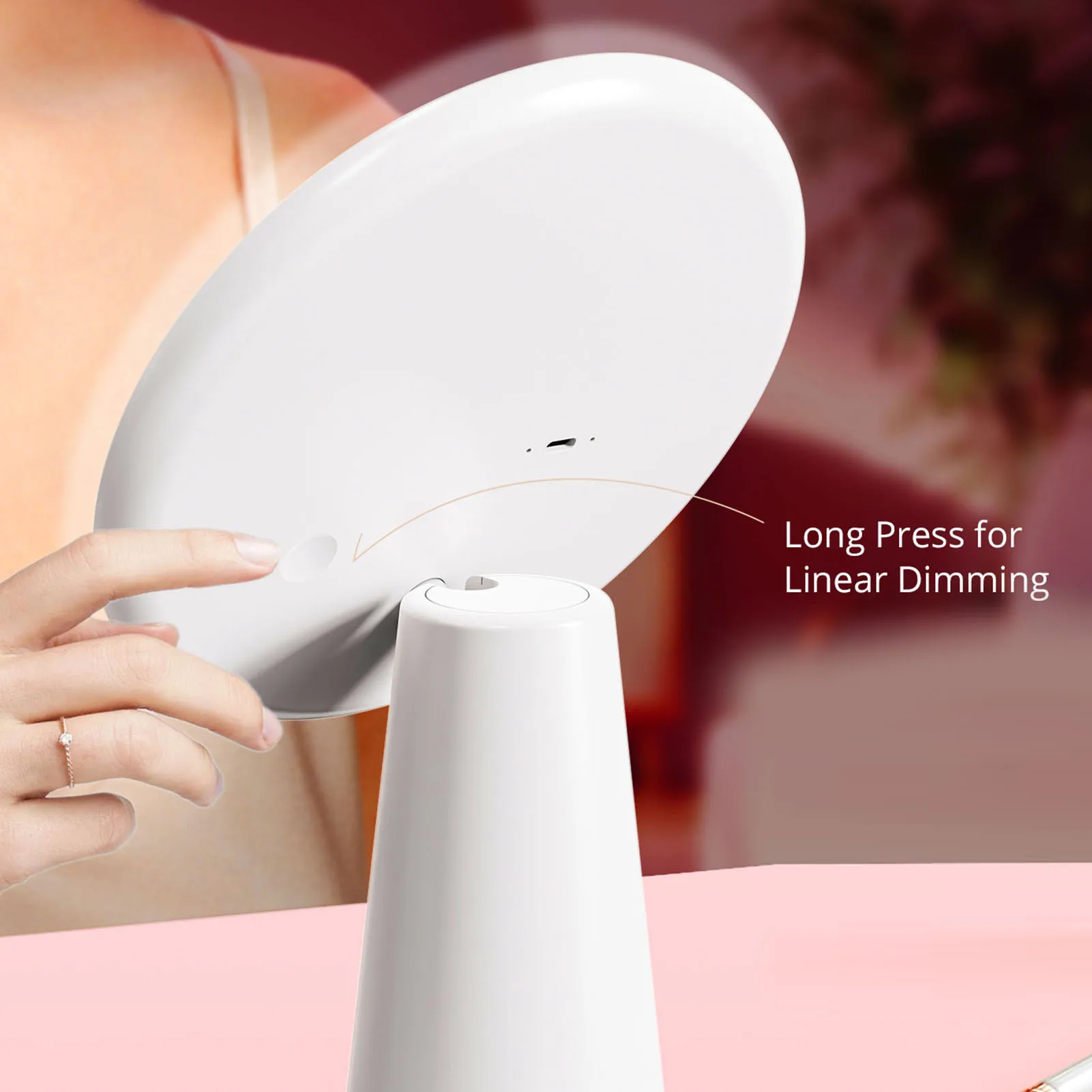 LED 메이크업 거울 7.6인치 30개 LED 3단계 조광 90도 회전 가능 USB 충전식 조명 거울 가정용