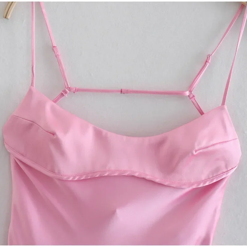 2022 Pink Camis Abiti lunghi in raso Elegante senza maniche Slip Abiti da festa per le vacanze Sexy Casual Backless Abiti estivi Donna 2023