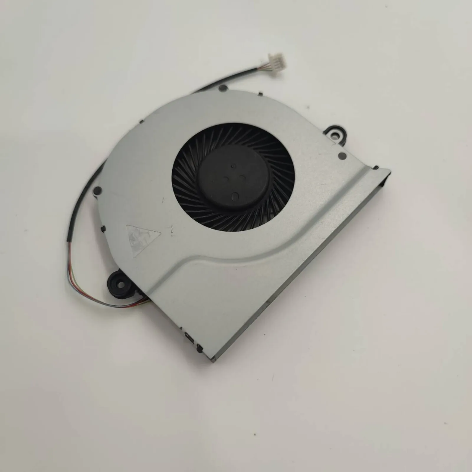 Laptop CPU Cooling Fan for ASUS FX503 FX503V FX503VD FX63 FX63V FX63VD FZ63 FZ63V 13NB0GI0AP0701 DFS541105FC0T-FK6P DIS DC5V0.5A
