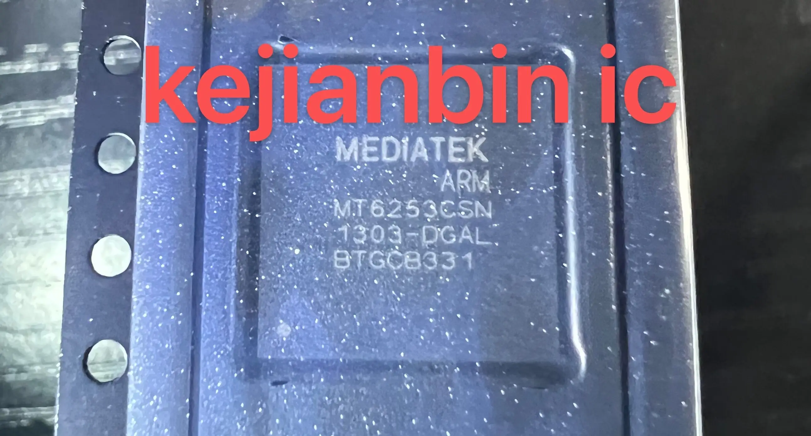 

10 шт./лот MT6253CSN/D MT6253CSN BGA PZU5.6B SOD323 NTHD4P02FT1-D NTHD4P02FT1D DFN 100% новый оригинал, бесплатная доставка