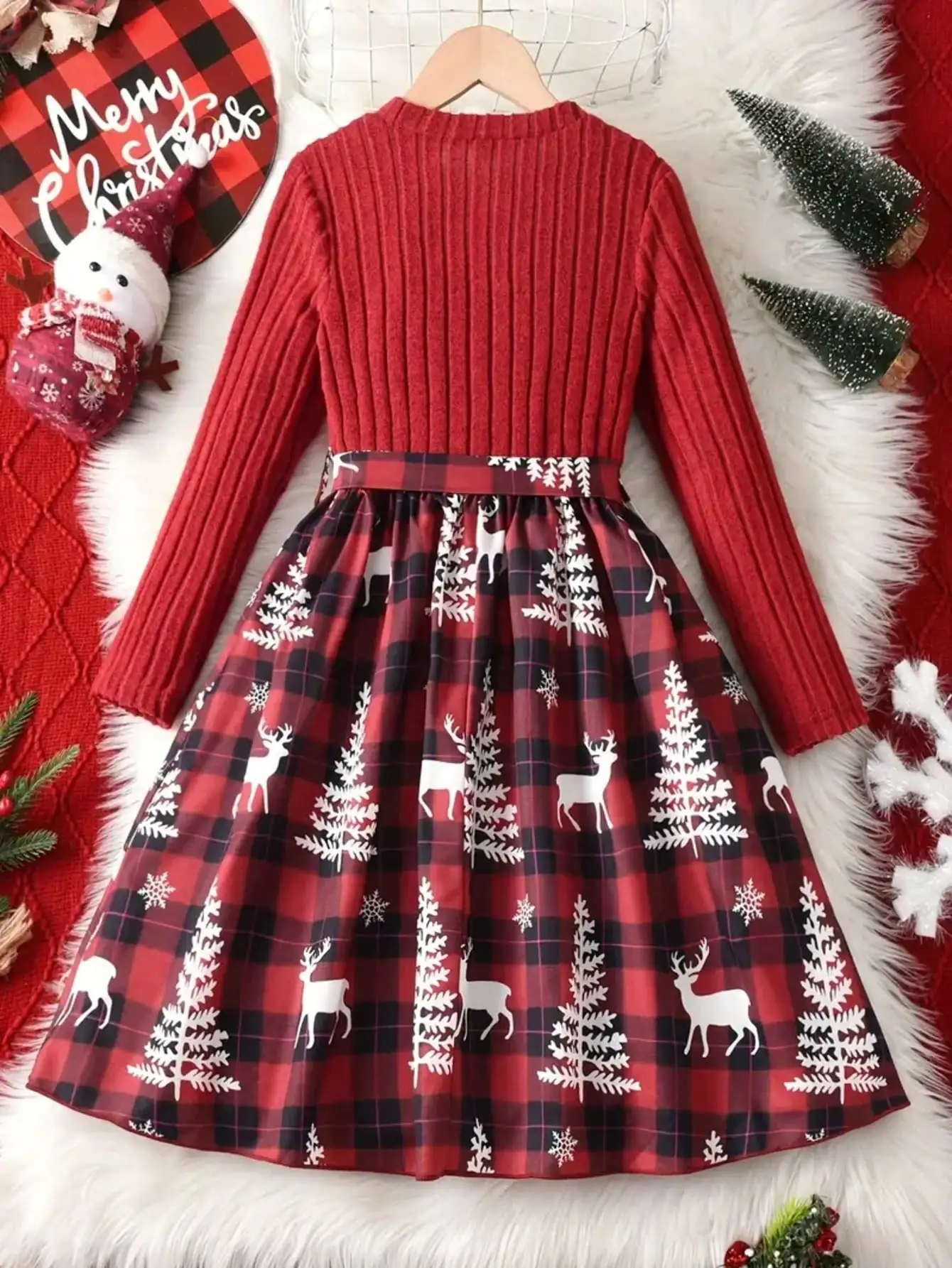 Elegant and fashionable long sleeved Christmas clothing with printed waist and flared skirt, popular style