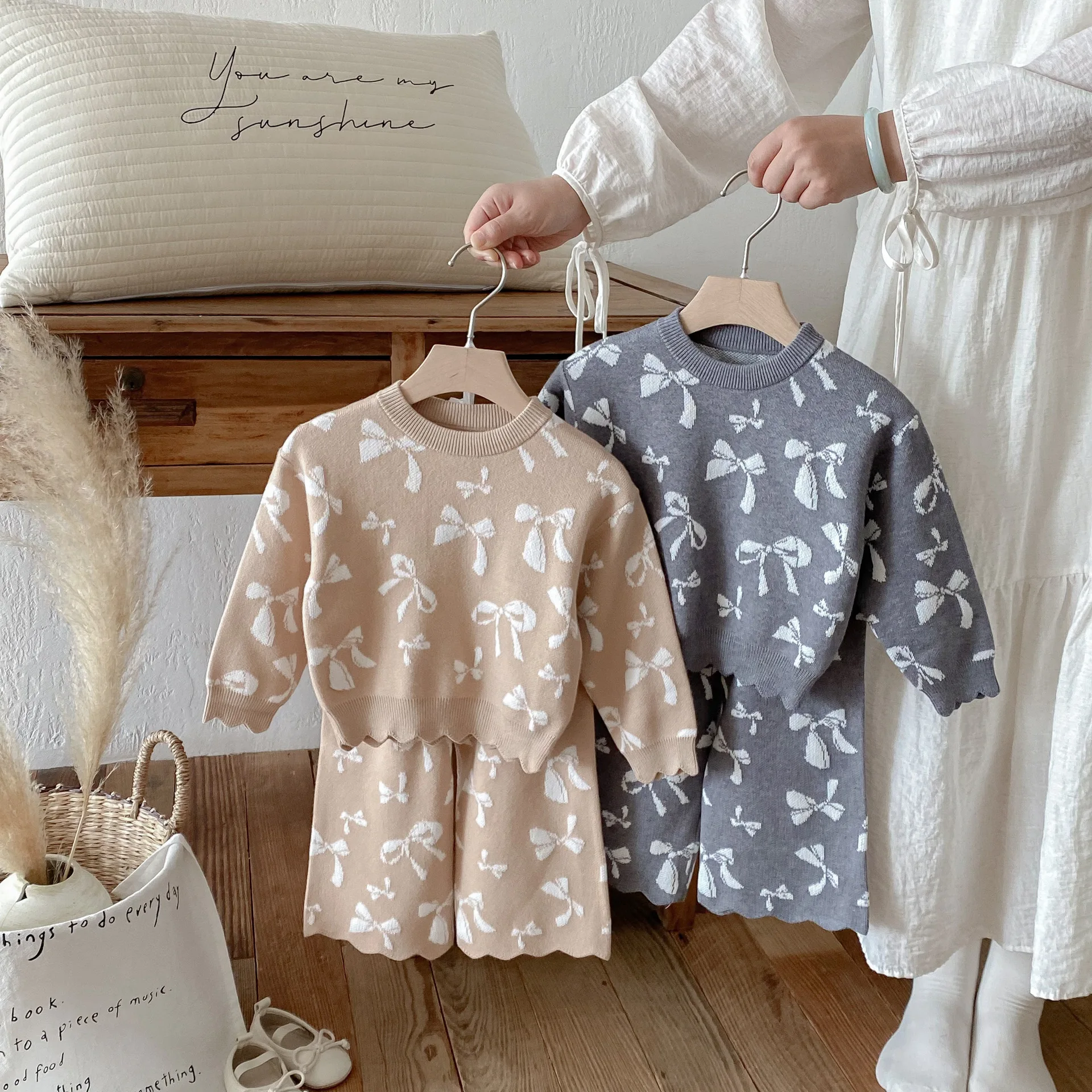 Korean Version Ins Autumn Baby Knitted Jacquard Hoodie Sweater Set, Bow Tie Long Pants Top, Two-piece Set for Baby Girls