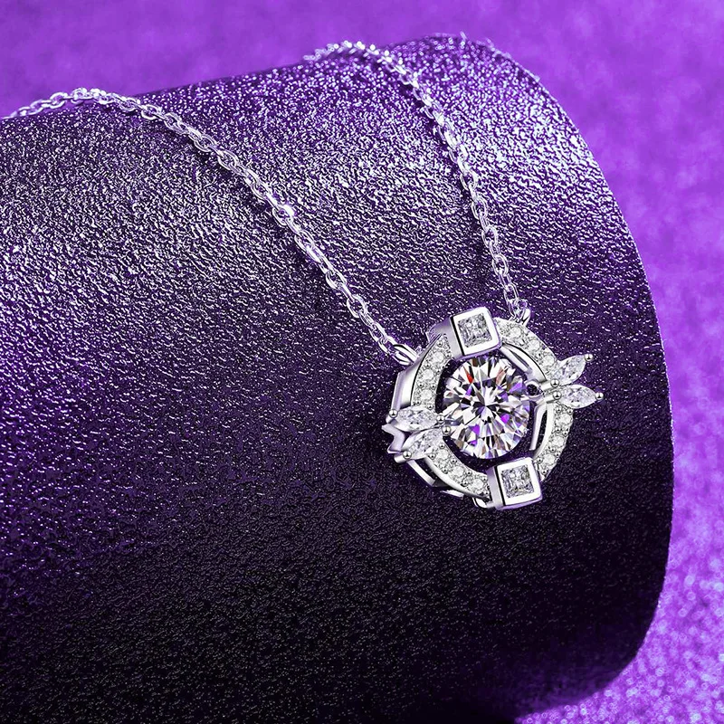 S925 Silver White Gold Plated 1CT D Color Moissanite Beating Heart Pendant Necklace for Women, Exquisite Jewelry.