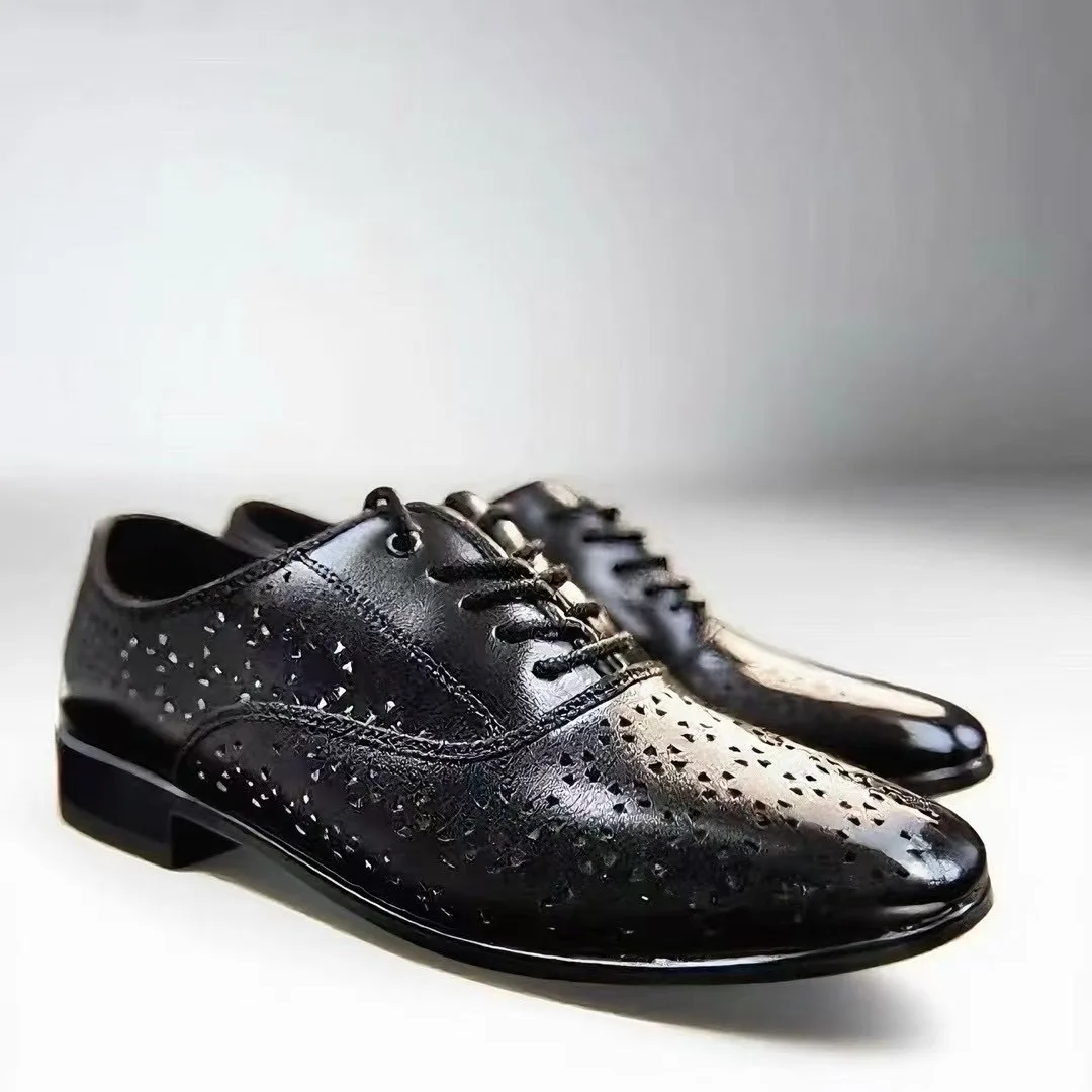 Nouvelles chaussures de danse en cuir creux hommes souffle été baskets de danse mâle chaussures latines homme moderne Jazz valse chaussures de danse de salon
