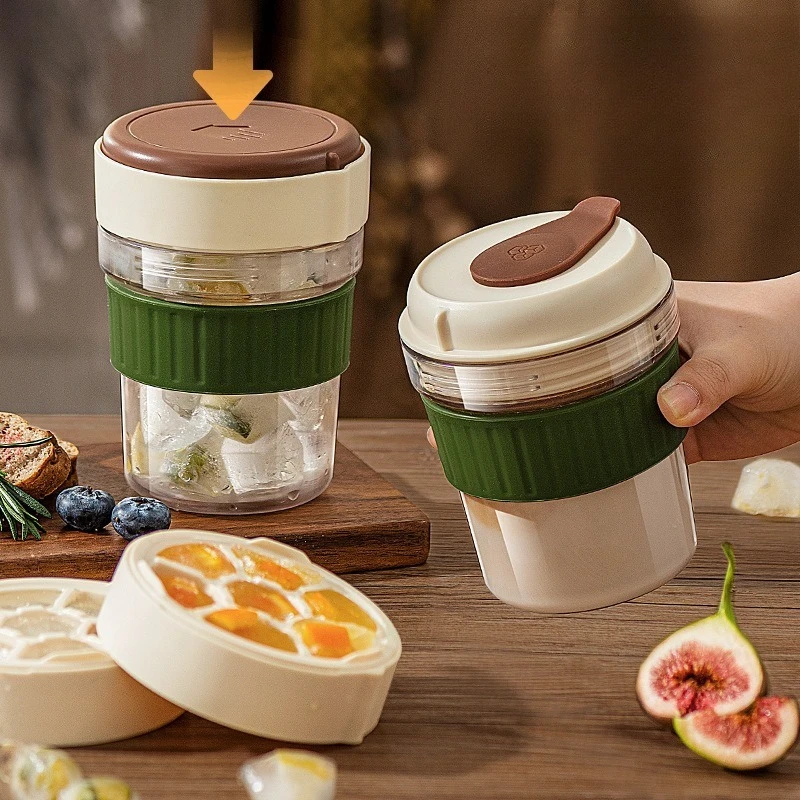 

Coffee Cups Are High-end, Exquisite, Simple and Large-capacity, and They Carry Ice Cube Molds When They Go Out in Summer