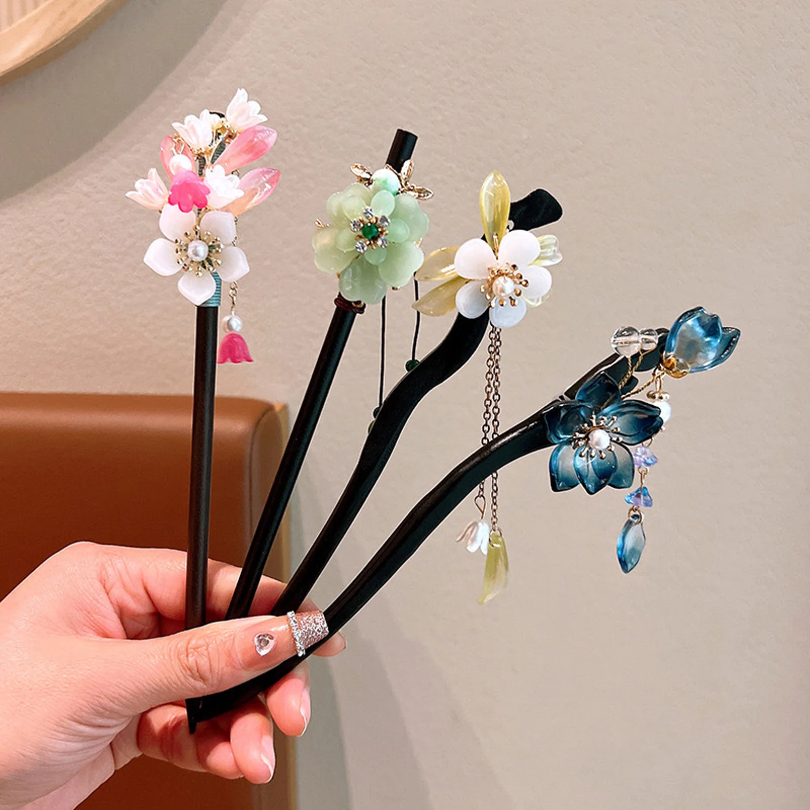 Vintage Flower Hairpin Chinese Style Wooden Floral Hair Stick Hanfu Dressing Wedding Hairdressing Hairpin Girls Hair Accessories