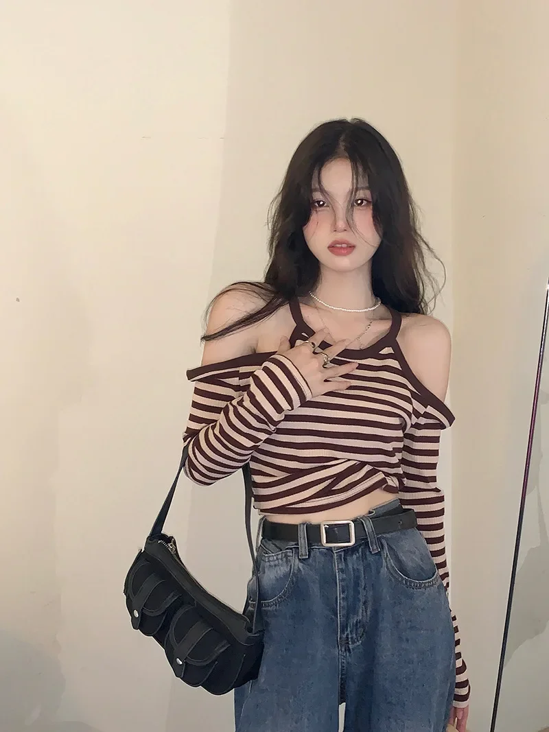 

Striped T-shirt Women's Tight-fitting Long-sleeved Short Top