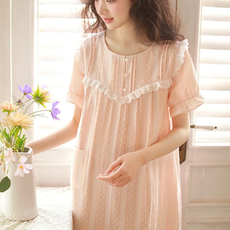 

Sweet 100% Cotton Women's Nightgown Summer Short Sleeve Home Wear plus Size Comfortable Night Dress for Casual Evening Wear