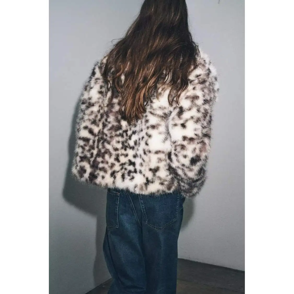 Nuovo Autunno Inverno Stampa animalier Pelliccia sintetica Jaet Abbigliamento donna ZR Sle Lungo Sve V Ne Pendolarismo Taglio dritto Fibra di poliestere