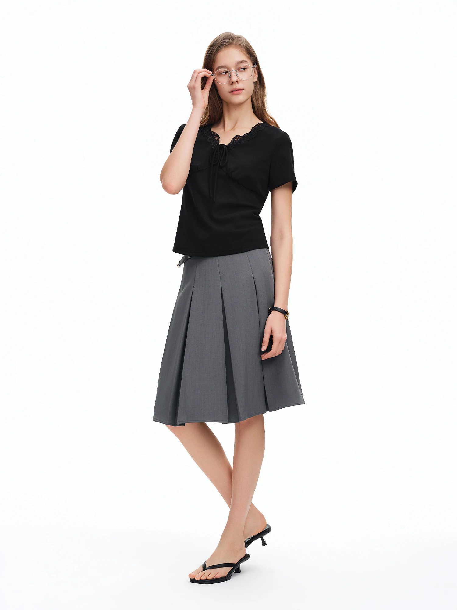 DUSHU 2026 Summer Women's Black French-Inspired Lace Trim V-Neck T-Shirt with Tie Detail - Waist-Defining Casual Top for Daily