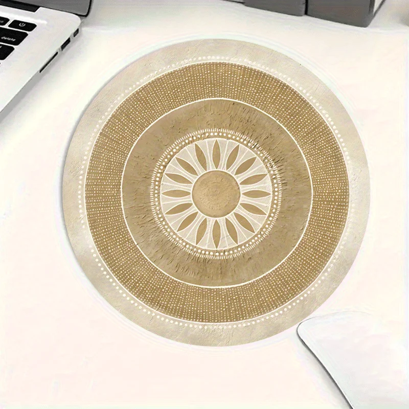 

Beige and white Persian-style mouse pads are suitable for home office desktop decoration. They are washable and anti-slip rubber