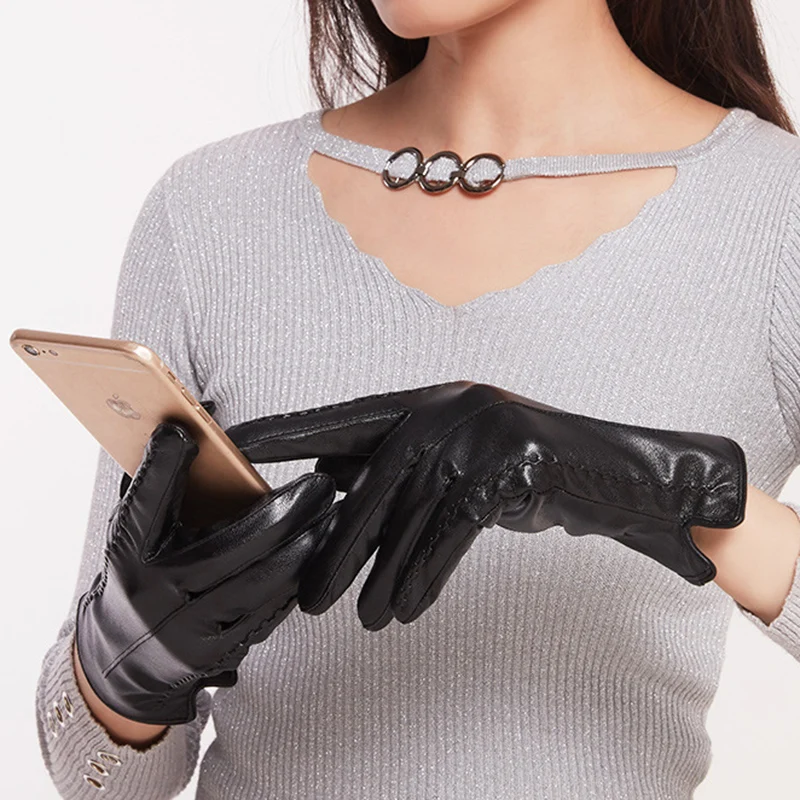 Women's Sheepskin Gloves Winter Warm Plus Velvet Short Thin Touch Screen Driving Color Women's Leather Gloves Good Quality