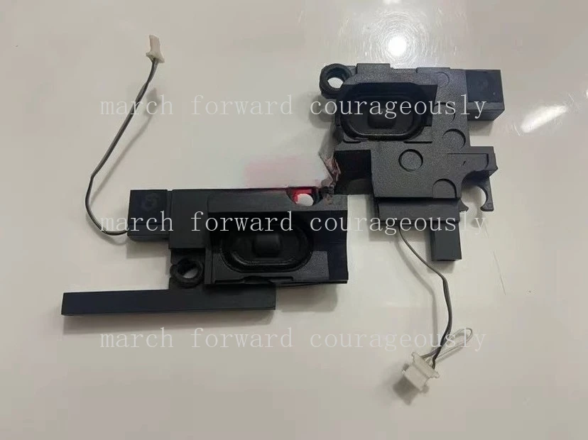 Los altavoces, amplificadores y sistemas de audio originales para Lenovo Ideapad Y700-15ISK y Y700-17ISK son originales.