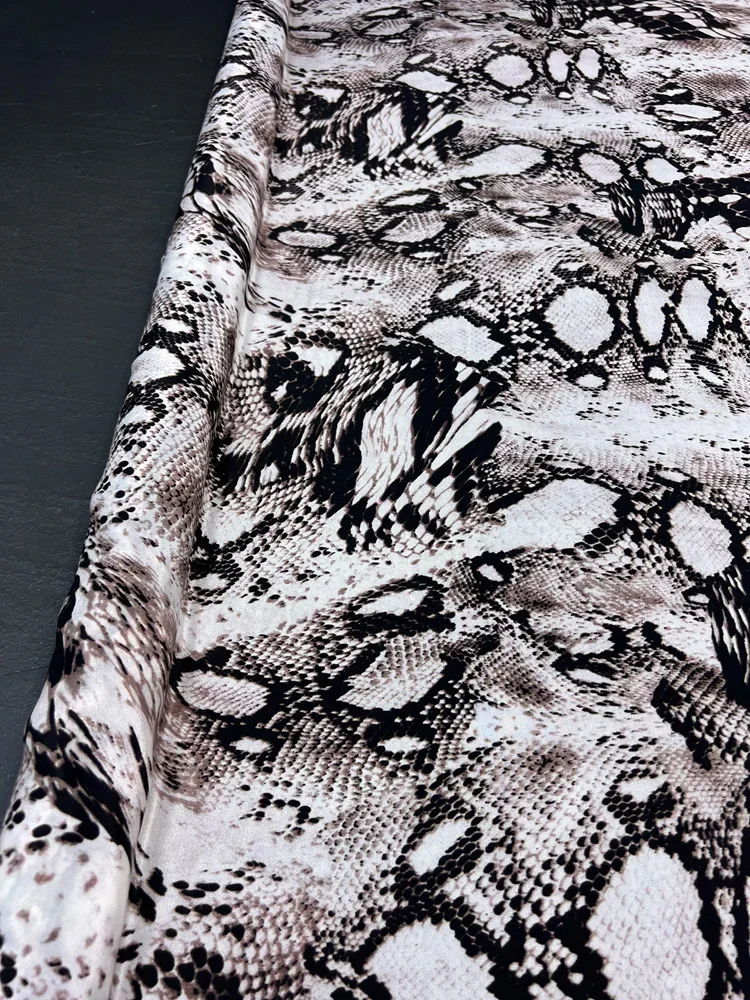 Thread Crepe De Chine Wide Fabric Spring Summer Shirt Dress Animal Print Designer Handmade Wholesale Fabrics By The Meter
