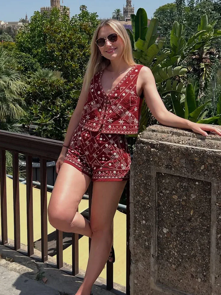 HH Female Summer Fashion Symmetrical Embroidery Single-breasted Sleeveless Top+Elegant High Waist Ethnic Style A-line Shorts