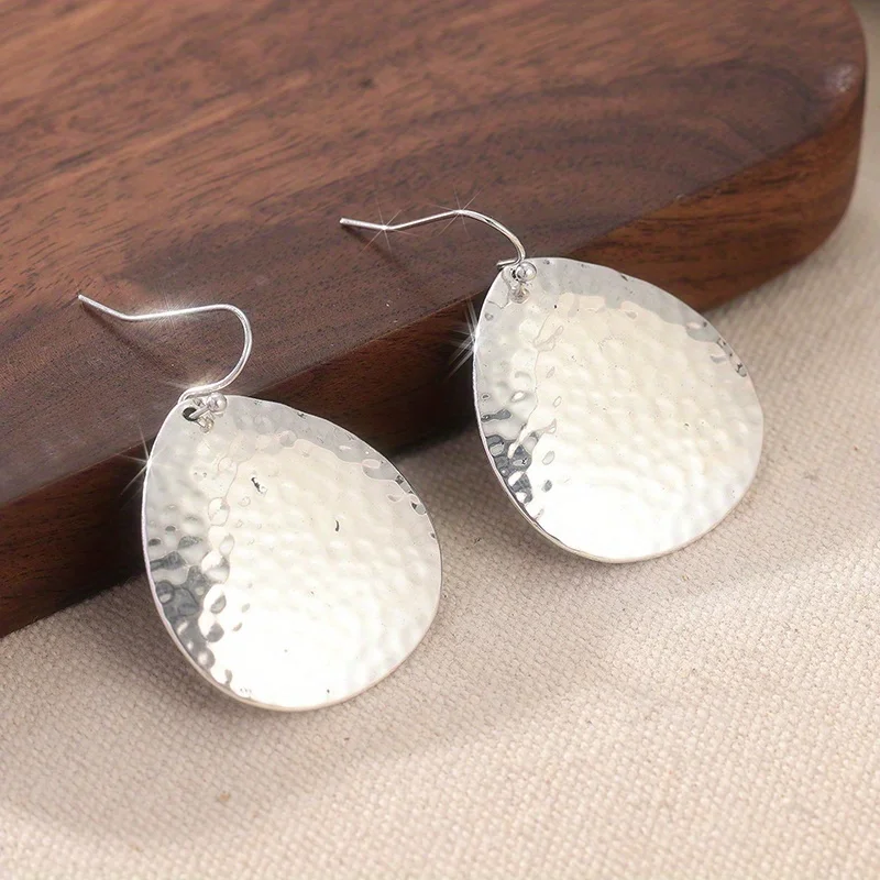 Retro Teardrop-shaped Large Earrings, Simple and Classic Women's Jewelry, Suitable for Daily Casual Parties