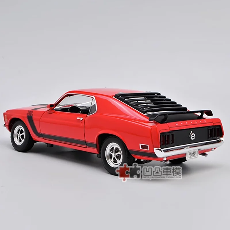 Metal Decoration Ford Mustang BOSS 302 Welly Original 1:18 Muscle Car Simulation Alloy Car Model Decoration Collectibles Gift