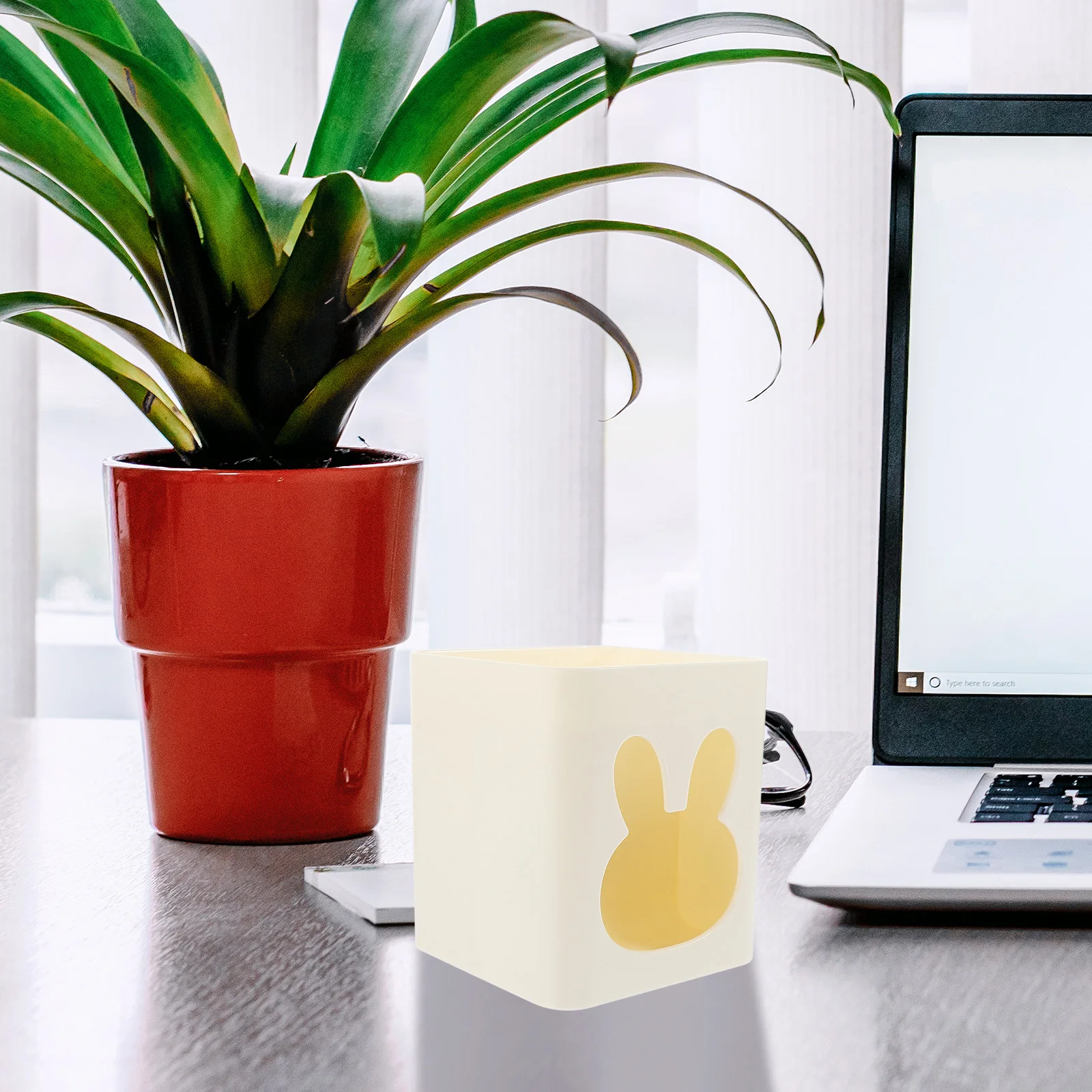 

Creative Cartoon Rabbit Holder Desktop Stationery Organizer Plastic Storage Container For Office Home School Large Capacity Pen