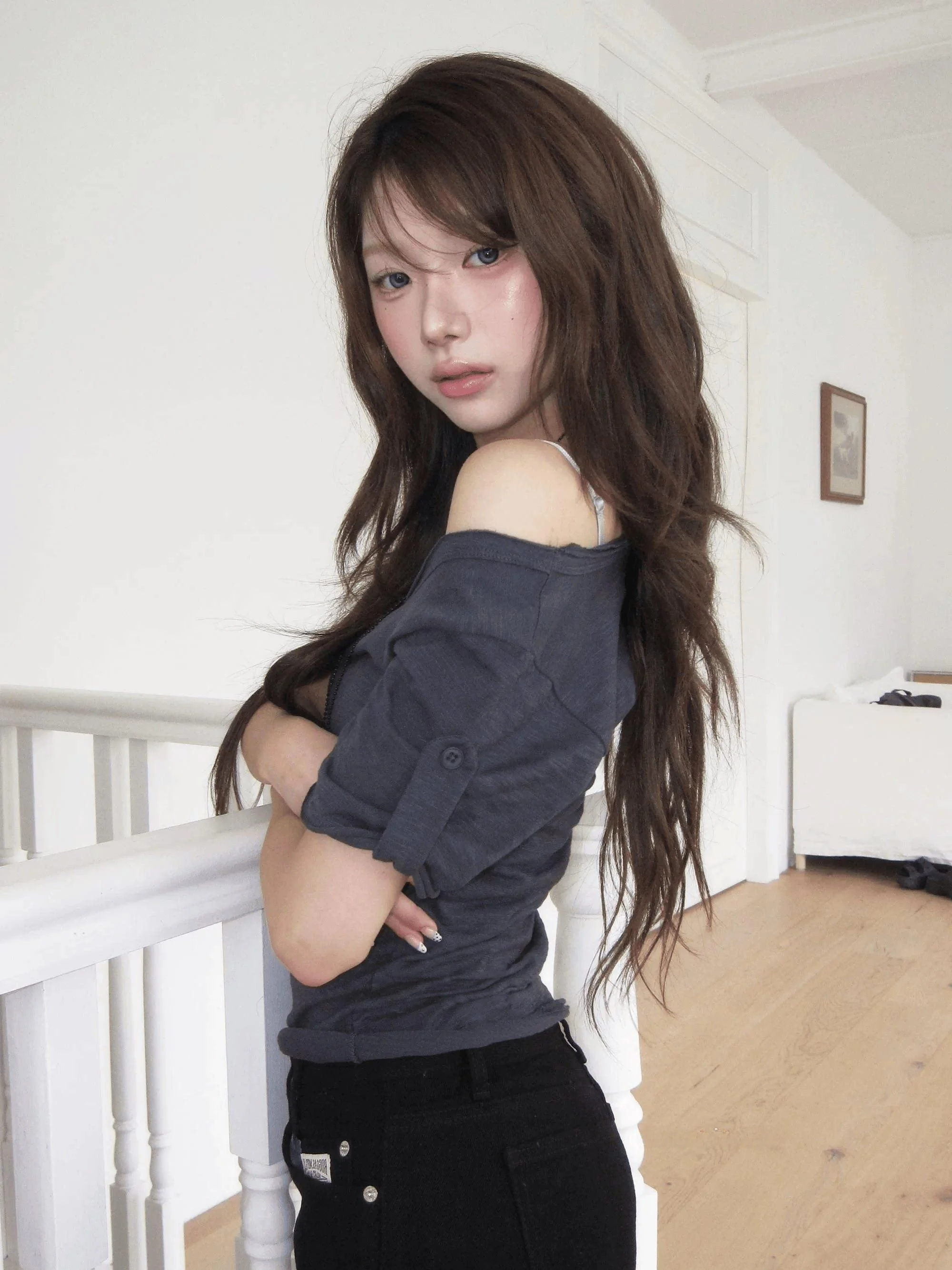 Korean Style Pure Color Short Sleeve T-Shirt Women's Top Atmosphere Sensation Neckline Baring Slimming Daily Commuting