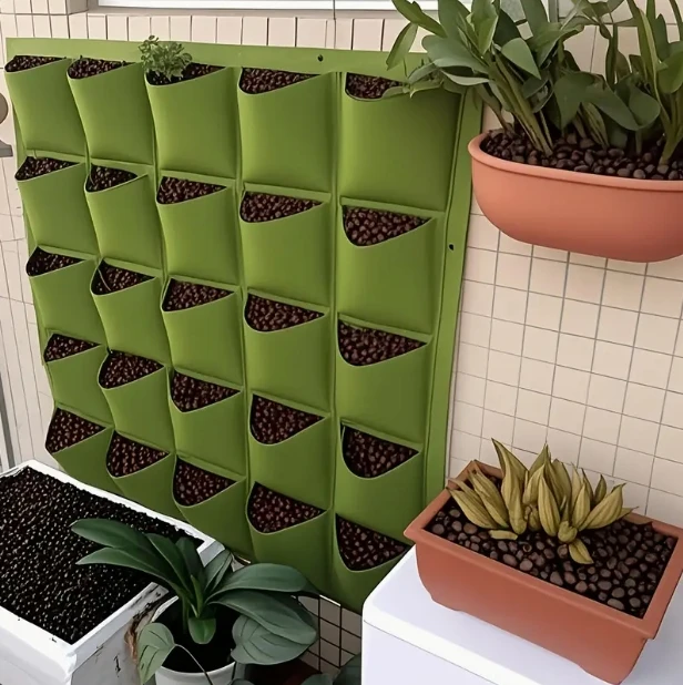 Hanging Planter Bags Multiple Pockets Grow Bag Wall Mounted Plant Planting Grow Bags Herb Garden Planter Home Garden Decoration