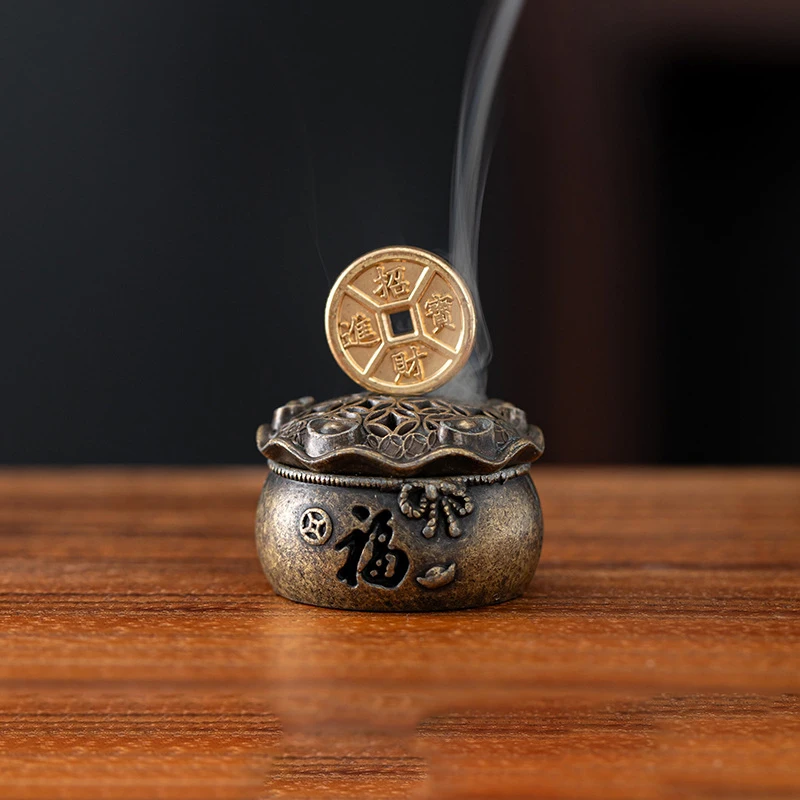 Vintage Alloy Incense Burner Stick Holder Three Legged Hollow Out Mini Sandalwood Censer Incense Burner Home Decoration