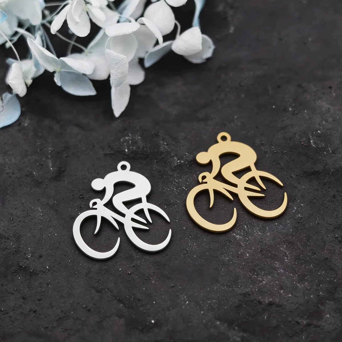 3pcs Bicycle Rider Charms Stainless Steel Sport Cycling Pendant for DIY Jewelry Making Necklace Earrings Craft Accessories