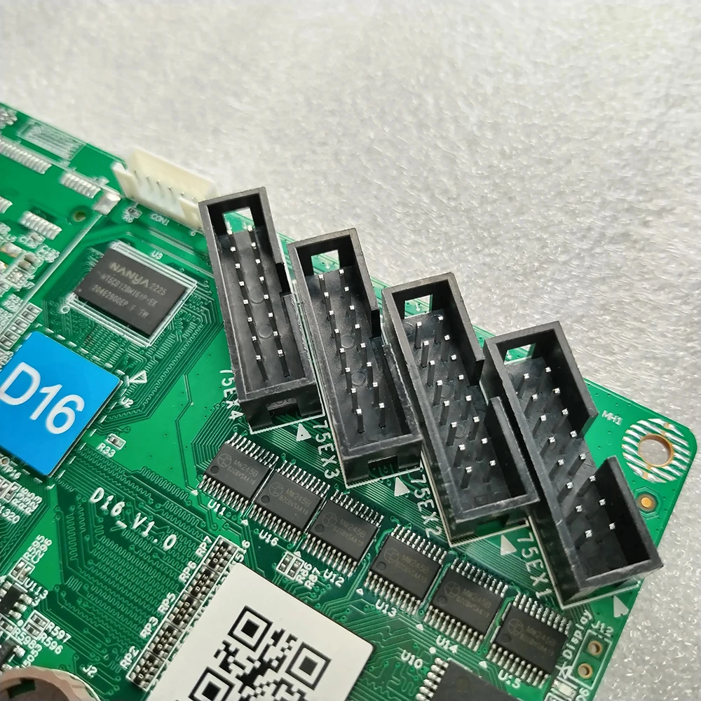 Huidu HD-D16 Asynchronous Full Color LED Control Card Wifi High Performance For LED Matrix Modules
