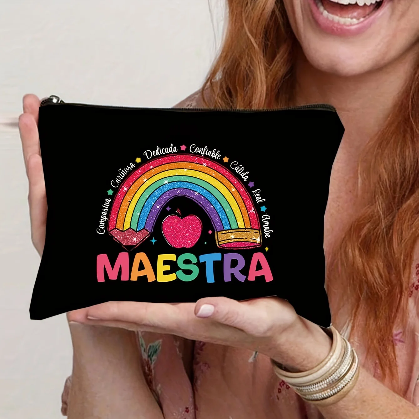 1 قطعة حقيبة صغيرة نسائية ، هدايا المعلم إلى أفضل المعلم على الإطلاق حقيبة ماكياج مطبوعة بحروف ، حقيبة هدايا حقيبة بسحاب لحقيبة تخزين السفر