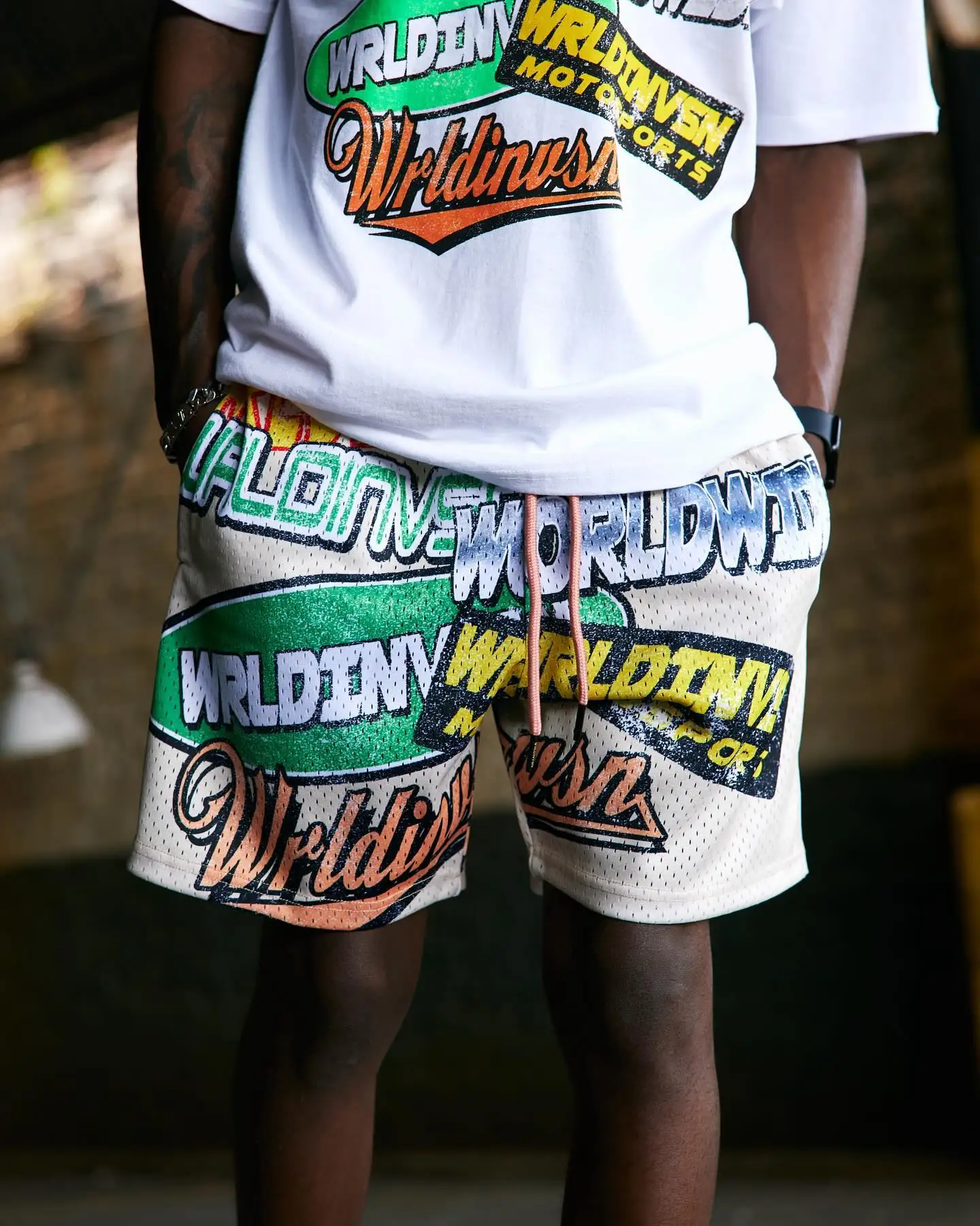 

Новинка 2025 года, шорты с рисунком WRLDINVS, мужские повседневные уличные шорты, модные сетчатые дышащие летние спортивные шорты, пляжные шорты с принтом в стиле хип-хоп