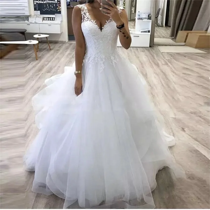 Robe de mariée princesse à col en V avec jupe en tulle à plusieurs niveaux, robe de mariée avec appliques blanches, robe éducative pour les patients, quoi que ce soit