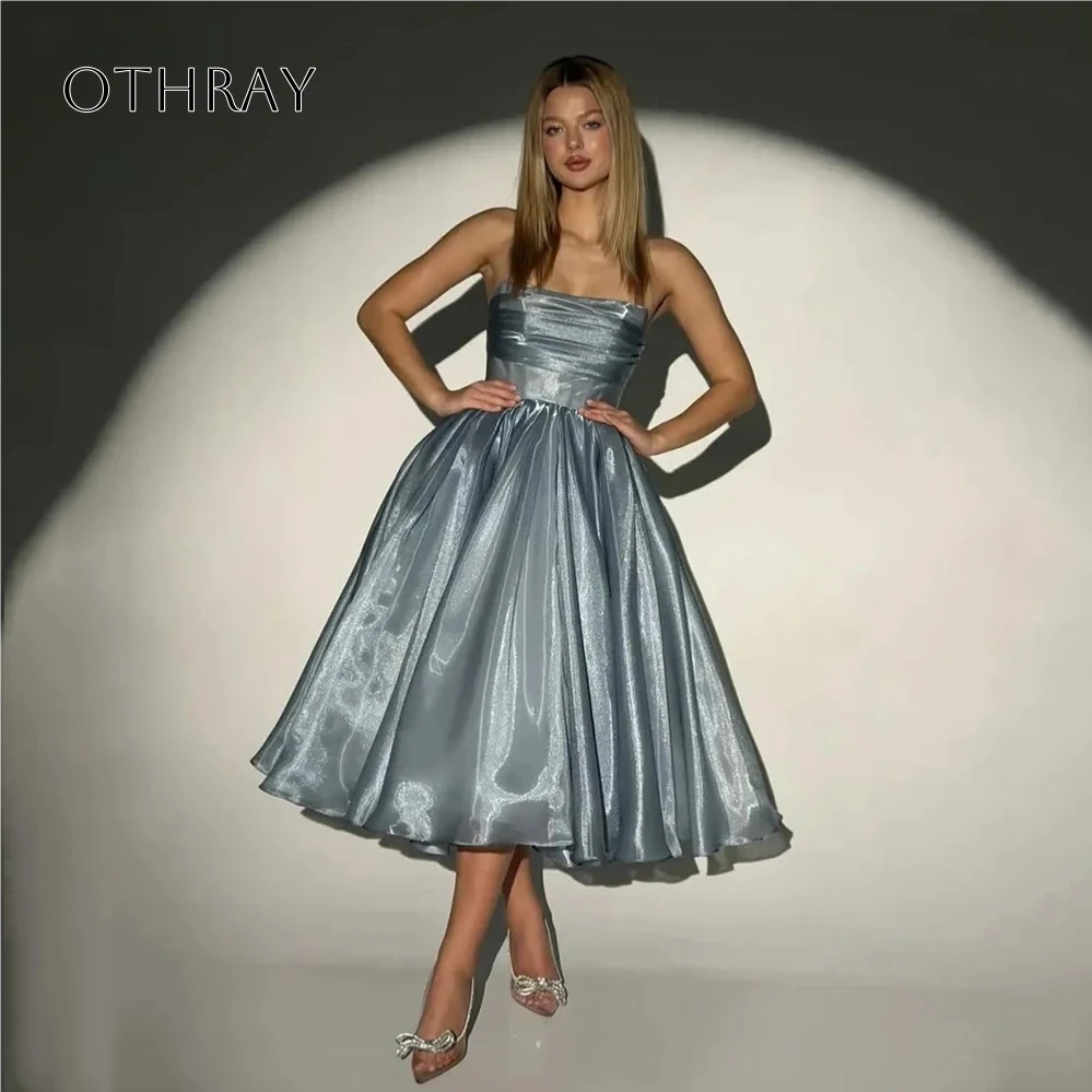 A-Linien-Kleid aus Satin, trägerlos, plissiert, knielang, für den Abschlussball, ärmelloses Partykleid, individuell gestaltet