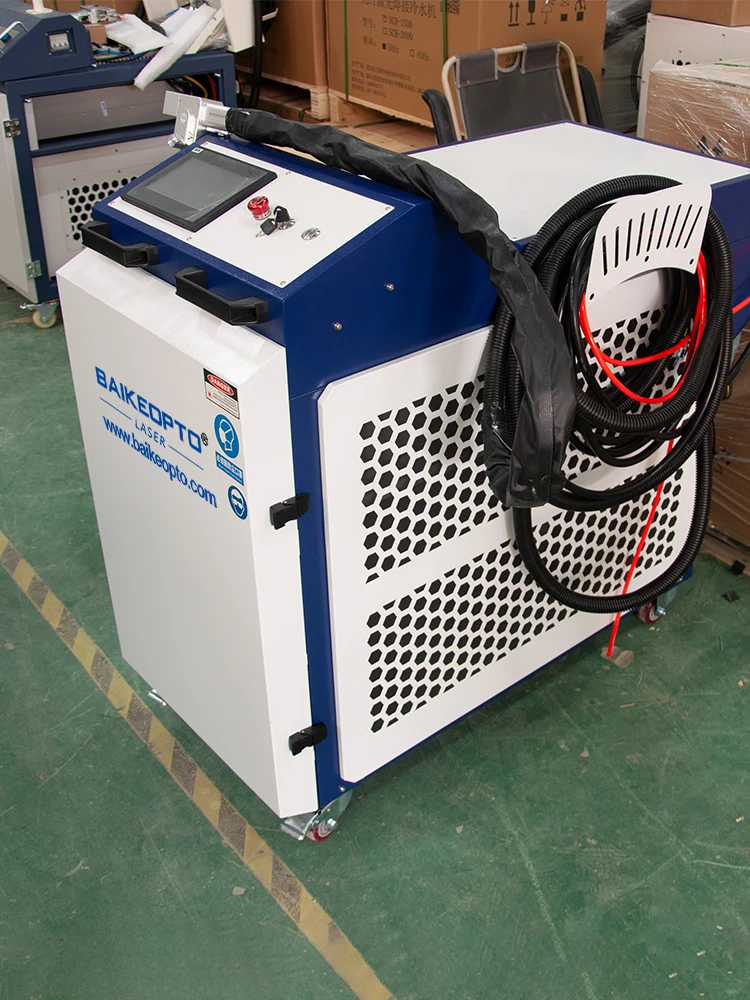 

BK-FLC1500DE Raycus 1500W Single Axis Cleaning Head Digitally Controlled Continuous Laser Cleaning
