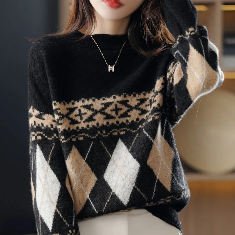 New Autumn and Winter Fashion Trend Retro Jacquard Half High Neck Loose Versatile Slim and Fashionable Women\'s Knitted Sweater