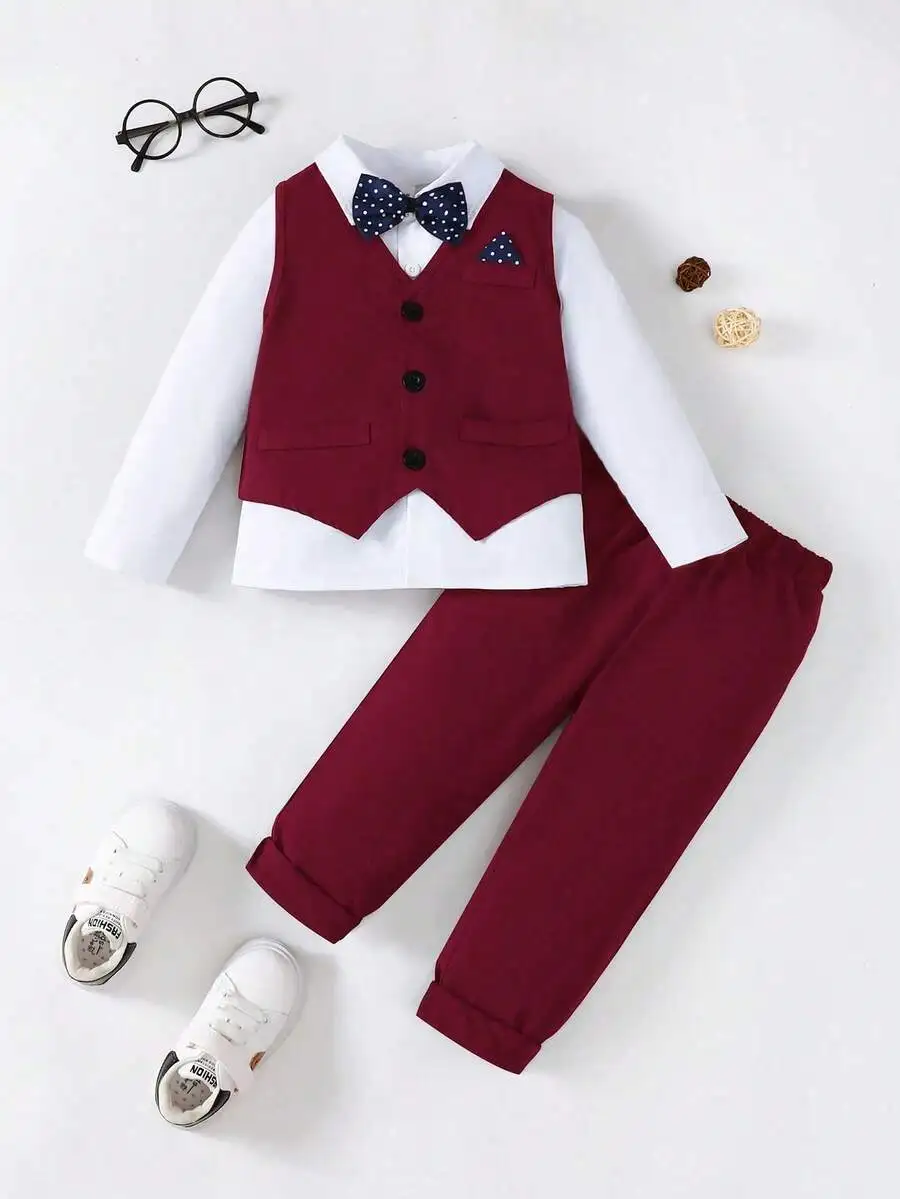 

Нарядный комплект для мальчиков из 4 предметов: белая рубашка, бордовый жилет и брюки, галстук-бабочка в горошек