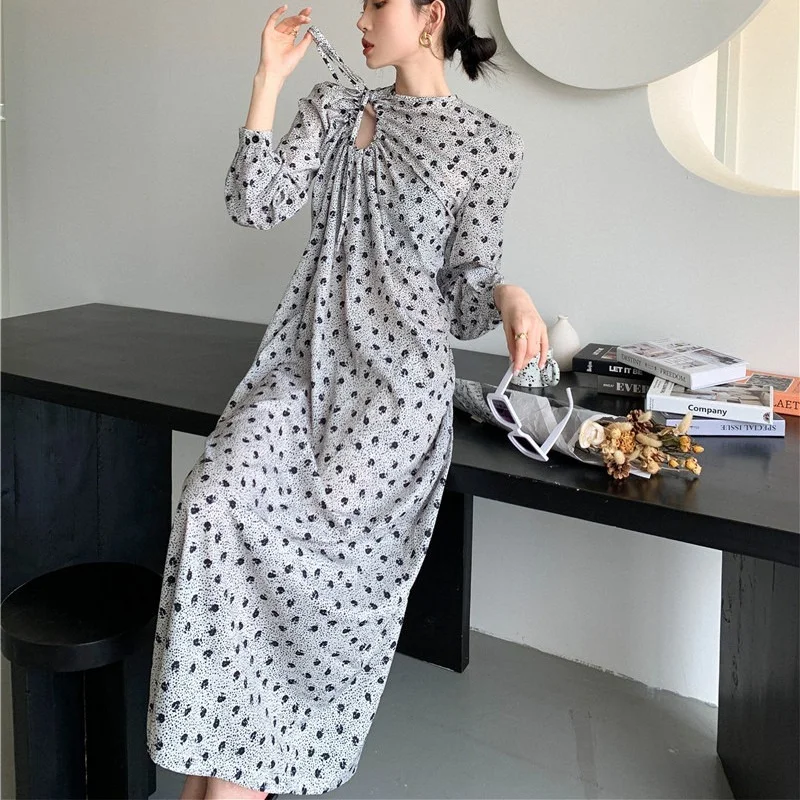 

Hollow Retro Floral Drawstring Long-sleeved Dress 2024 Fashion Spring and Summer New French Elegant Loose Casual Robe Women