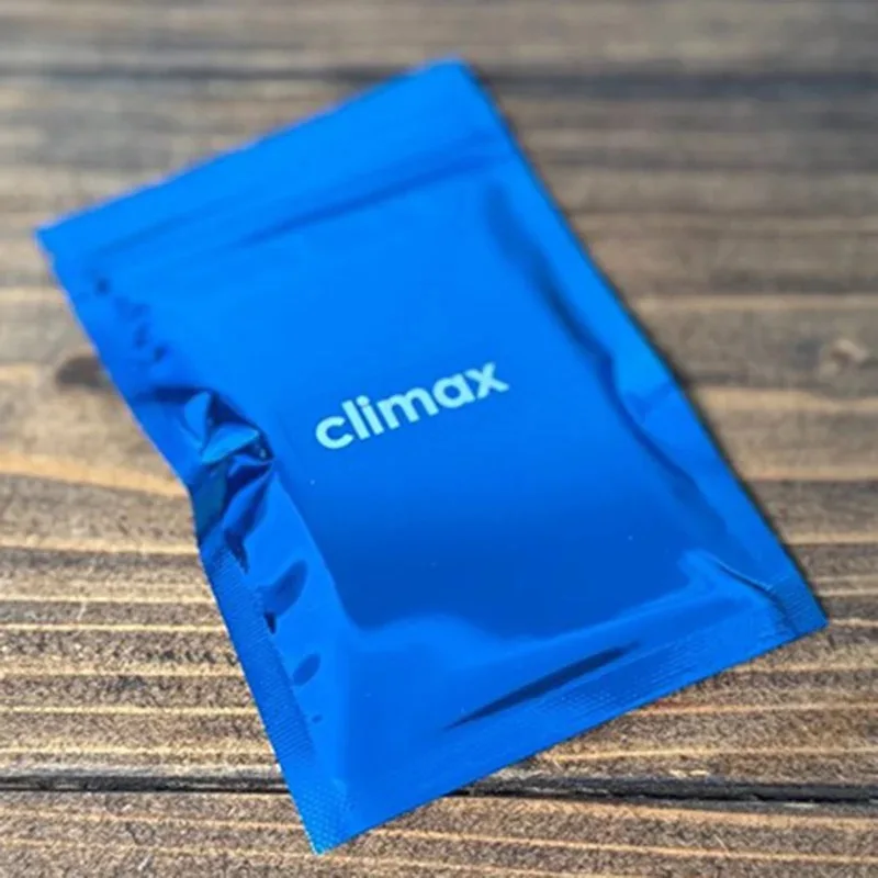 

Climax by Luke Oseland Close up Magic Tricks Restore the Loose Condom Back in Pack Vanish Magia Prop Mentalism Illusion Gimmick